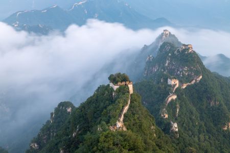 自然风光,山川,雾,全景,箭扣长城,中国,北京,历史古迹,植物,树木,天空