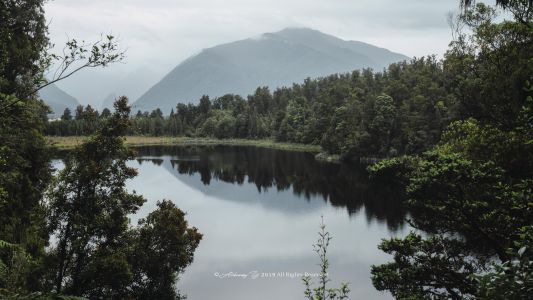 湖泊,自然风光,天空,森林,植物,树木,青草,山川,白云
