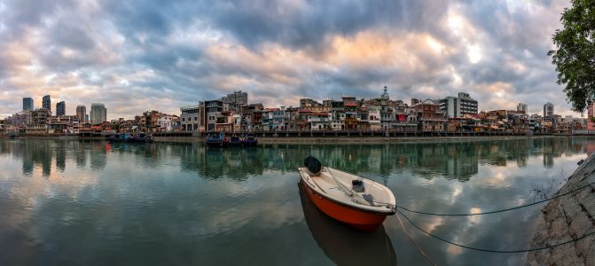 城镇,建筑,村镇,自然风光,江河,乌云,交通工具,船