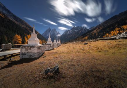 风景,自然风光,天空,草原,建筑,雪山,岩石,塔,白云