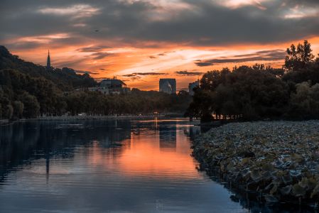 天空,湖泊,森林,日落,全景,荷花,霞光,自然风光,太阳,建筑