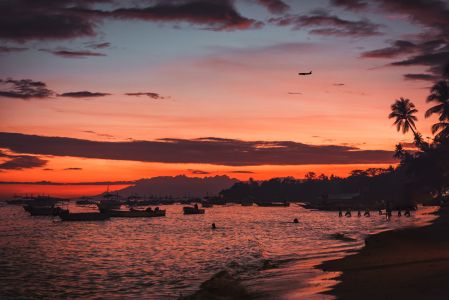 天空,晚霞,海洋,自然风光,植物,树木,沙滩,交通工具,船,环境人像