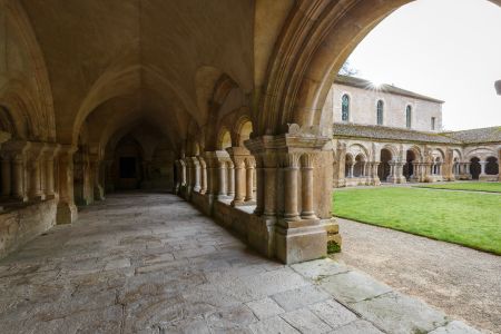 现代建筑,城镇,建筑,教堂,宗教文化,历史古迹,传统建筑,宫殿,街道