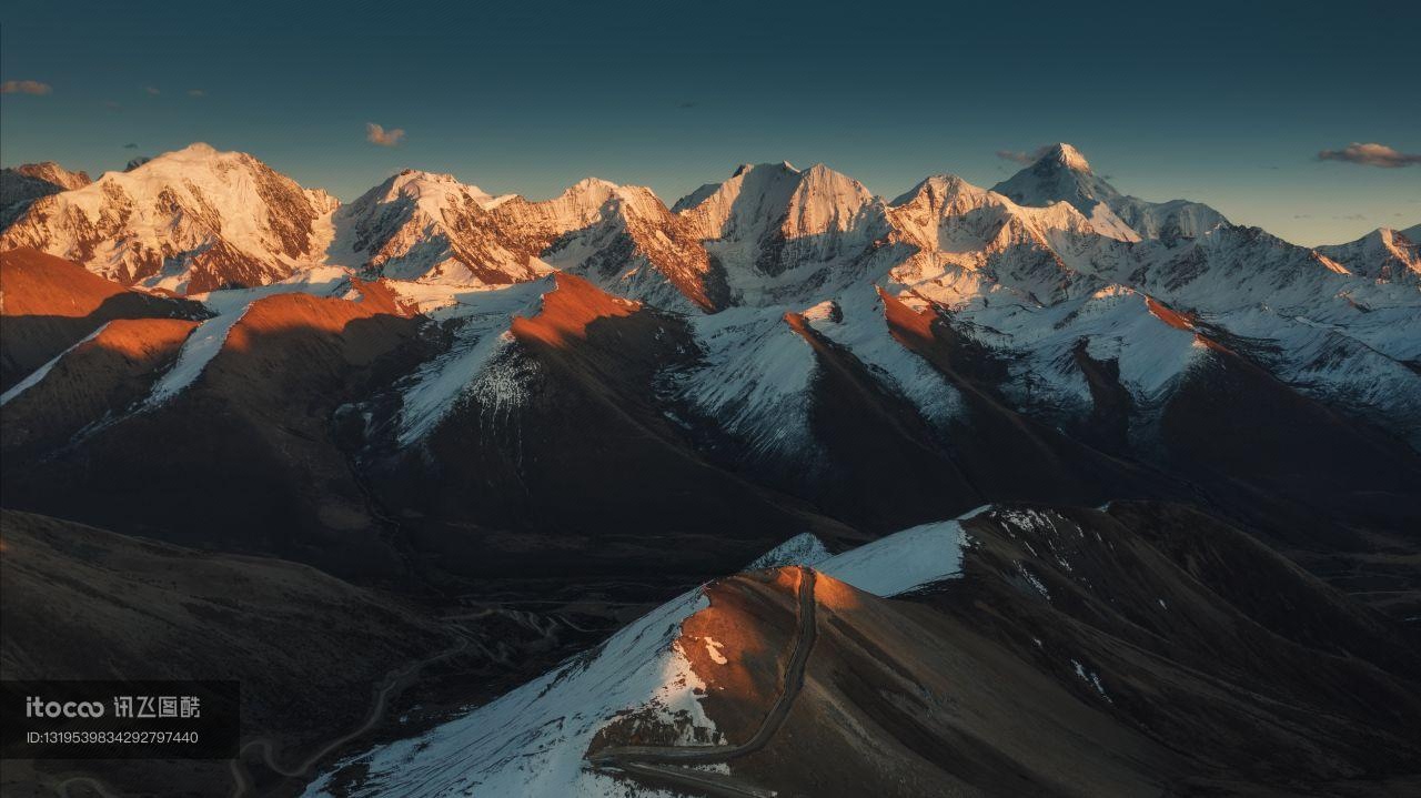 雪山,云,山峦